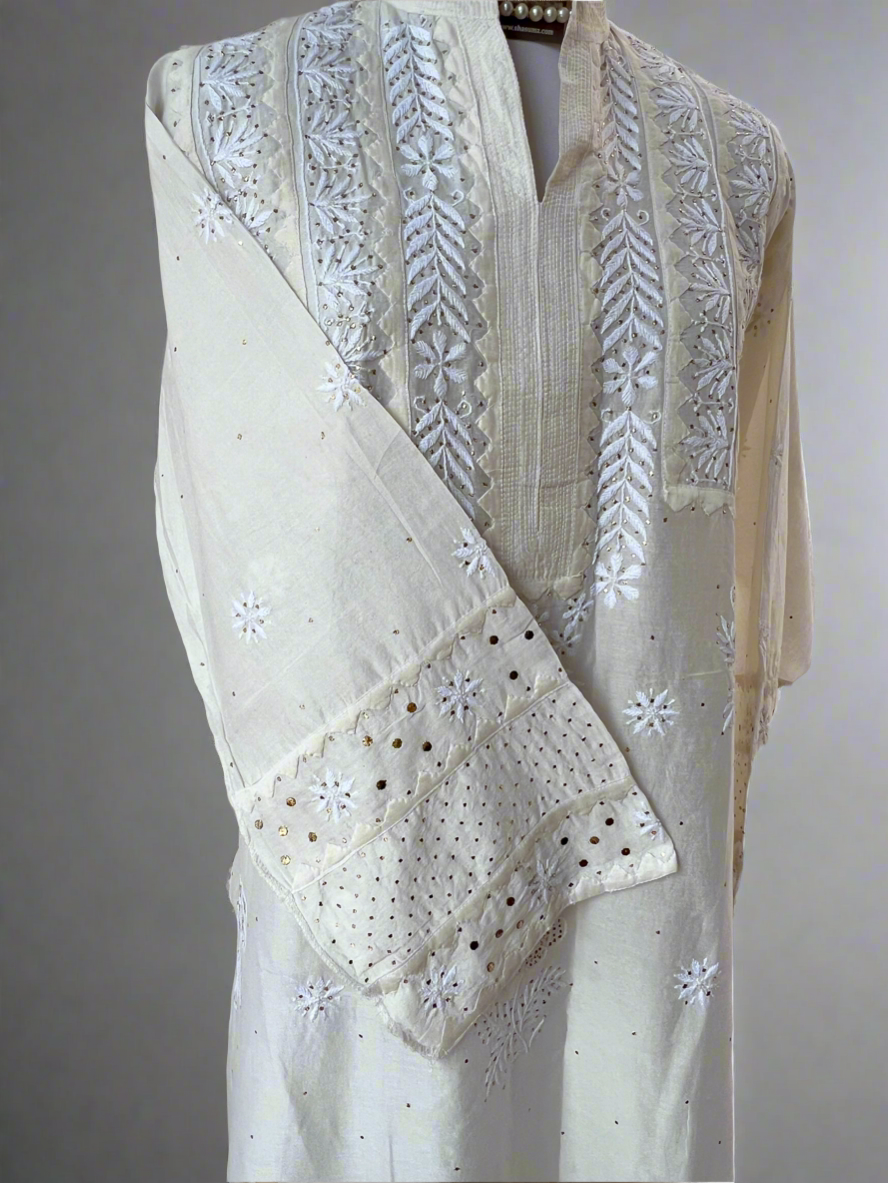 Pearl White Chanderi Kurti with Chikankari, Appliqué & Kamdani