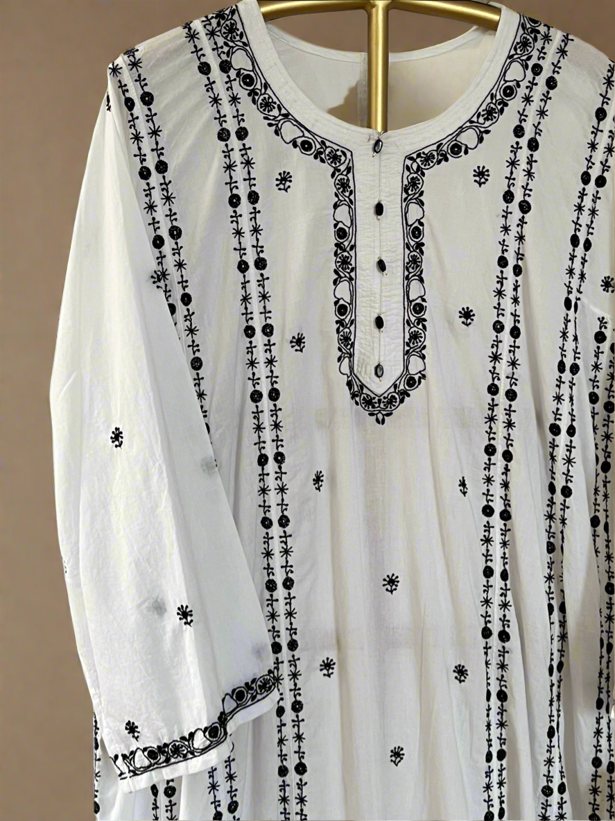 White Cotton Kalidar with Do Taar Chikankari