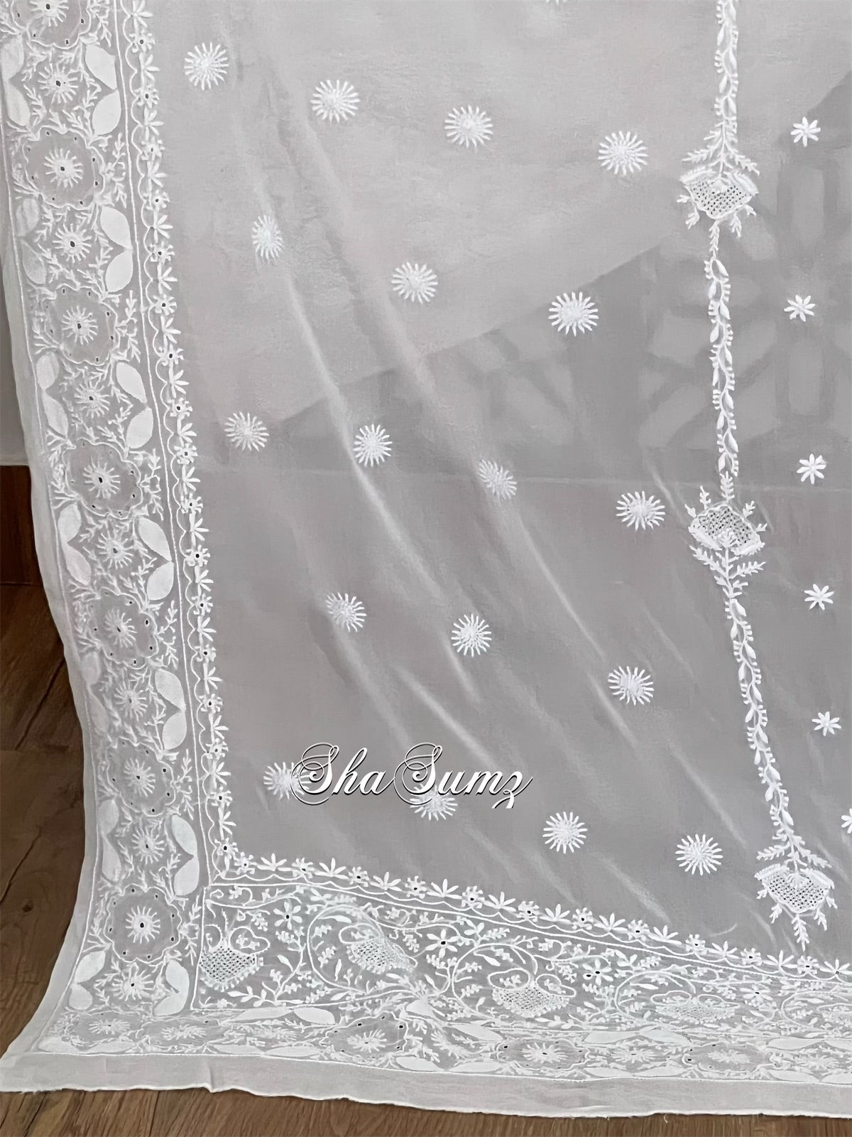 Milky White Dupatta with Do Taar Chikankari
