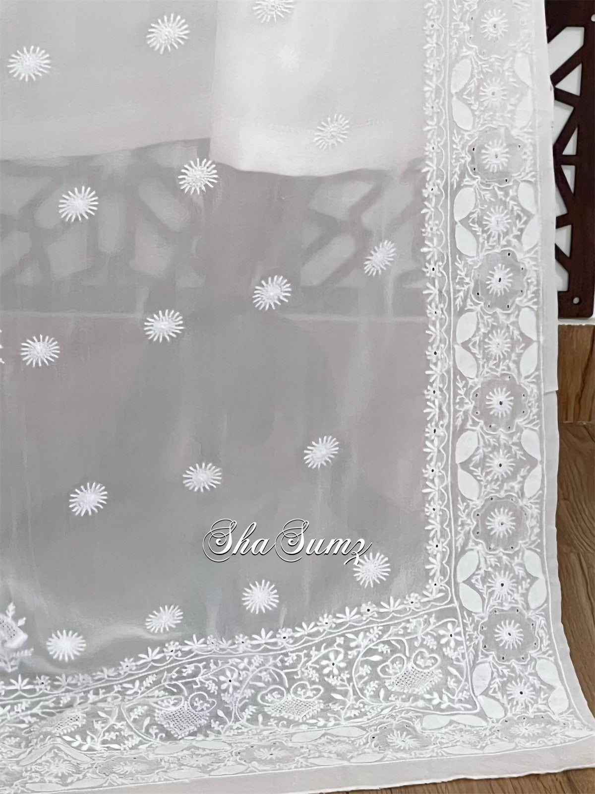 Milky White Dupatta with Do Taar Chikankari