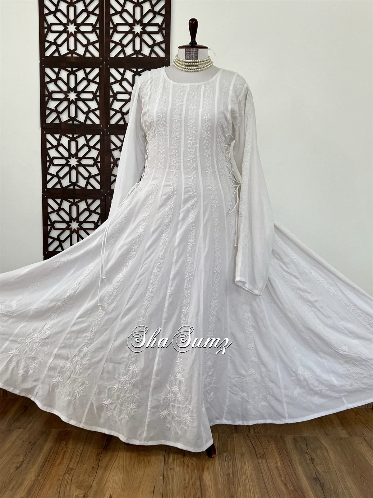 24 Kali Cotton Anarkali with Chikankari