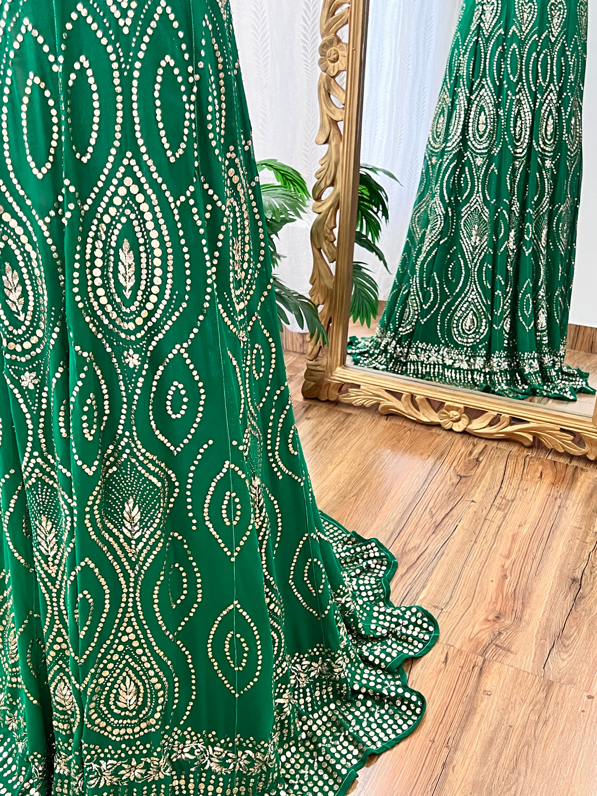 Emerald Green Pure Georgette Handcrafted Mukaish Lehenga Skirt