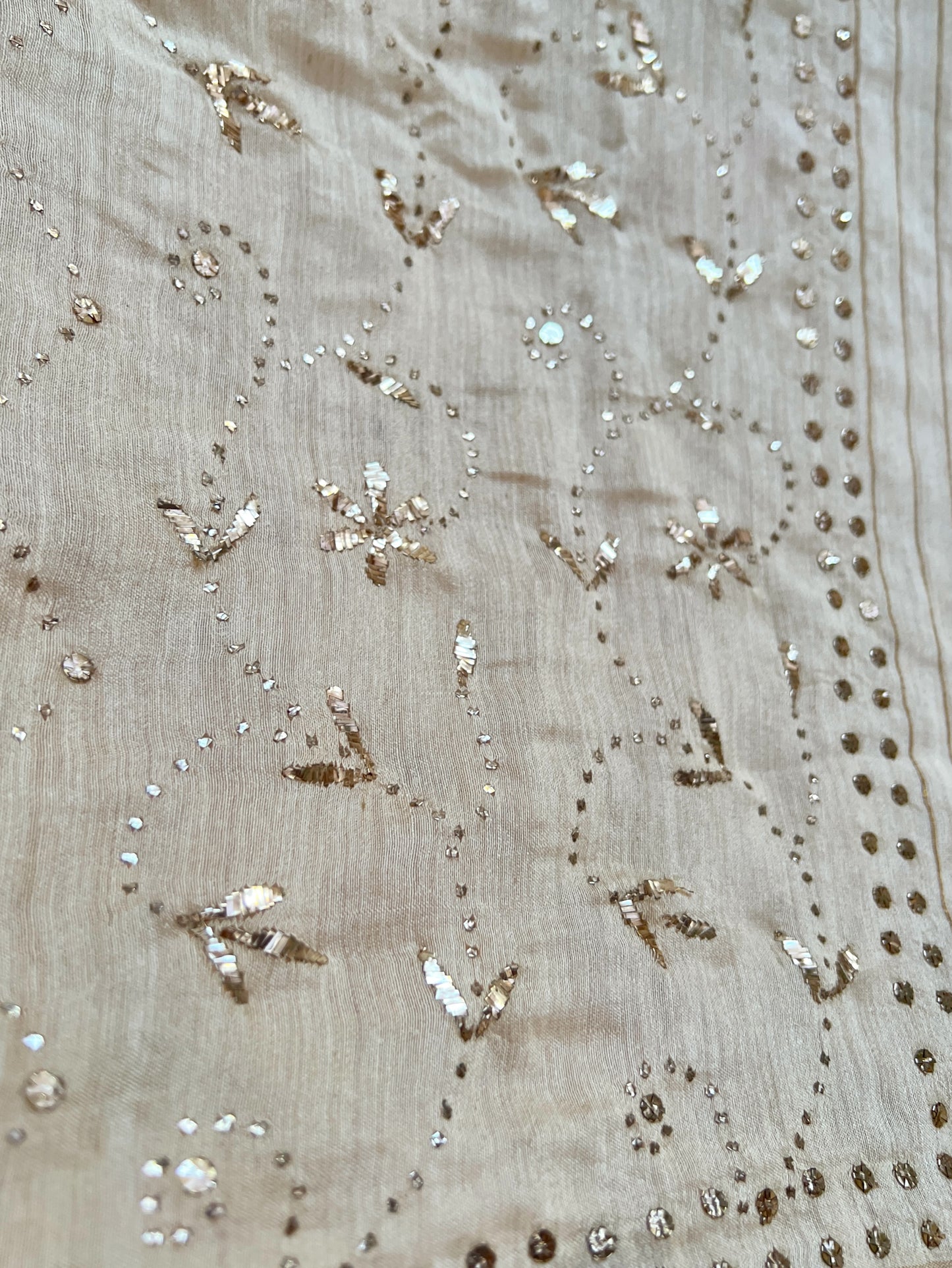 Close up of Pure Munga Silk Saree With Mukaish 