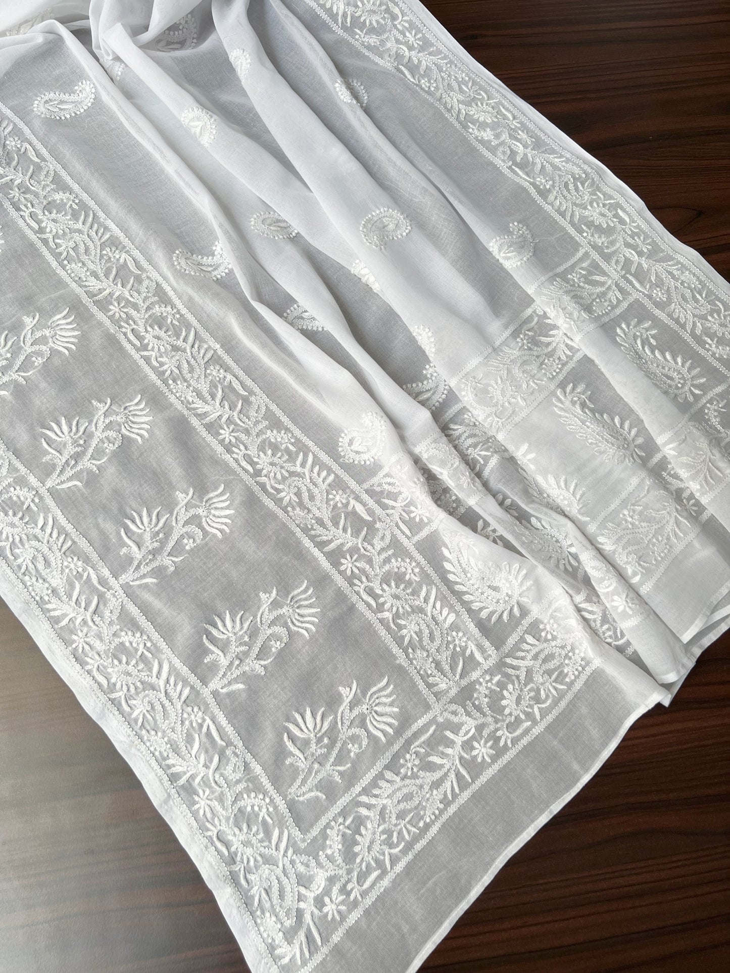 Soft Cotton Dupatta with Hand Embroidered Chikankari – Lightweight & Timeless