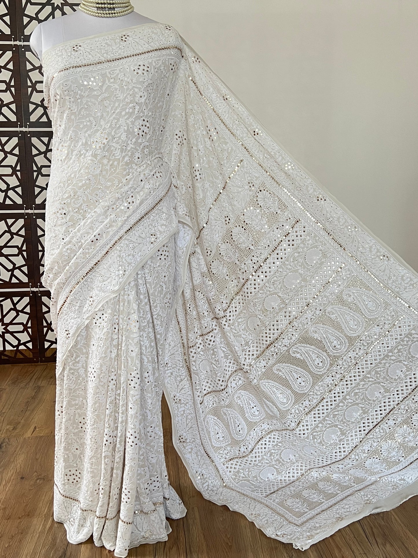 Heirloom Pure Georgette Saree with finest 2 & 3 Taar Chikankari