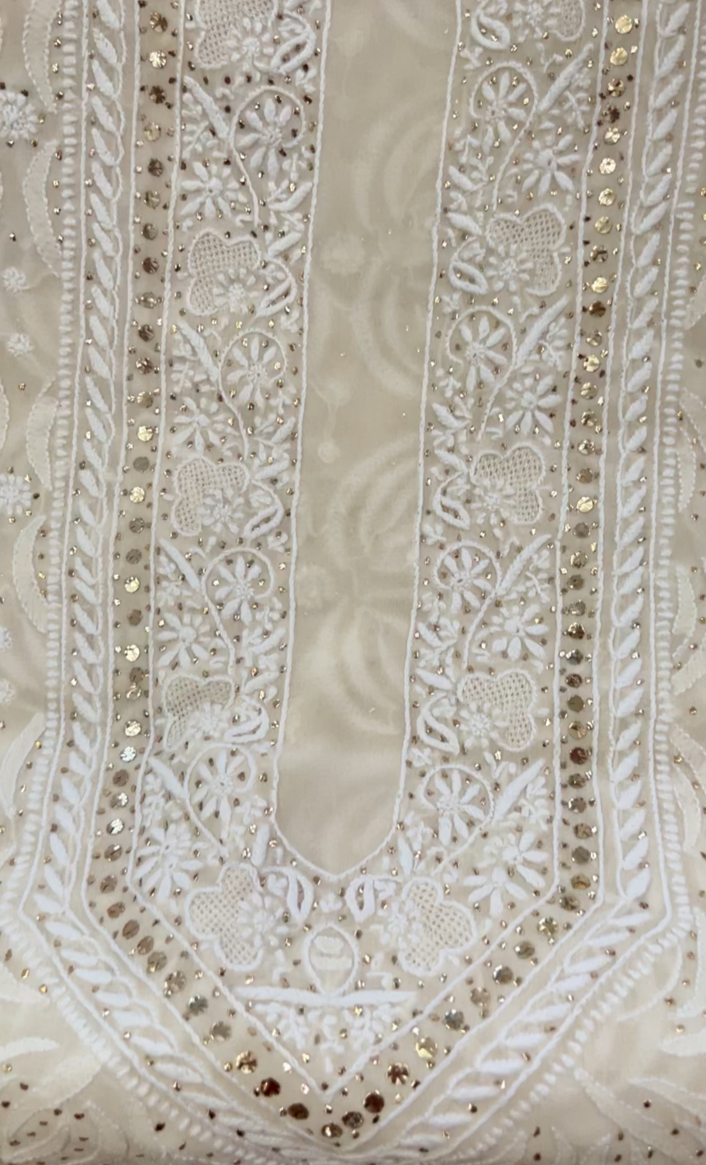 Ivory Pure Georgette Kurta with Do Taar Chikankari & Mukaish