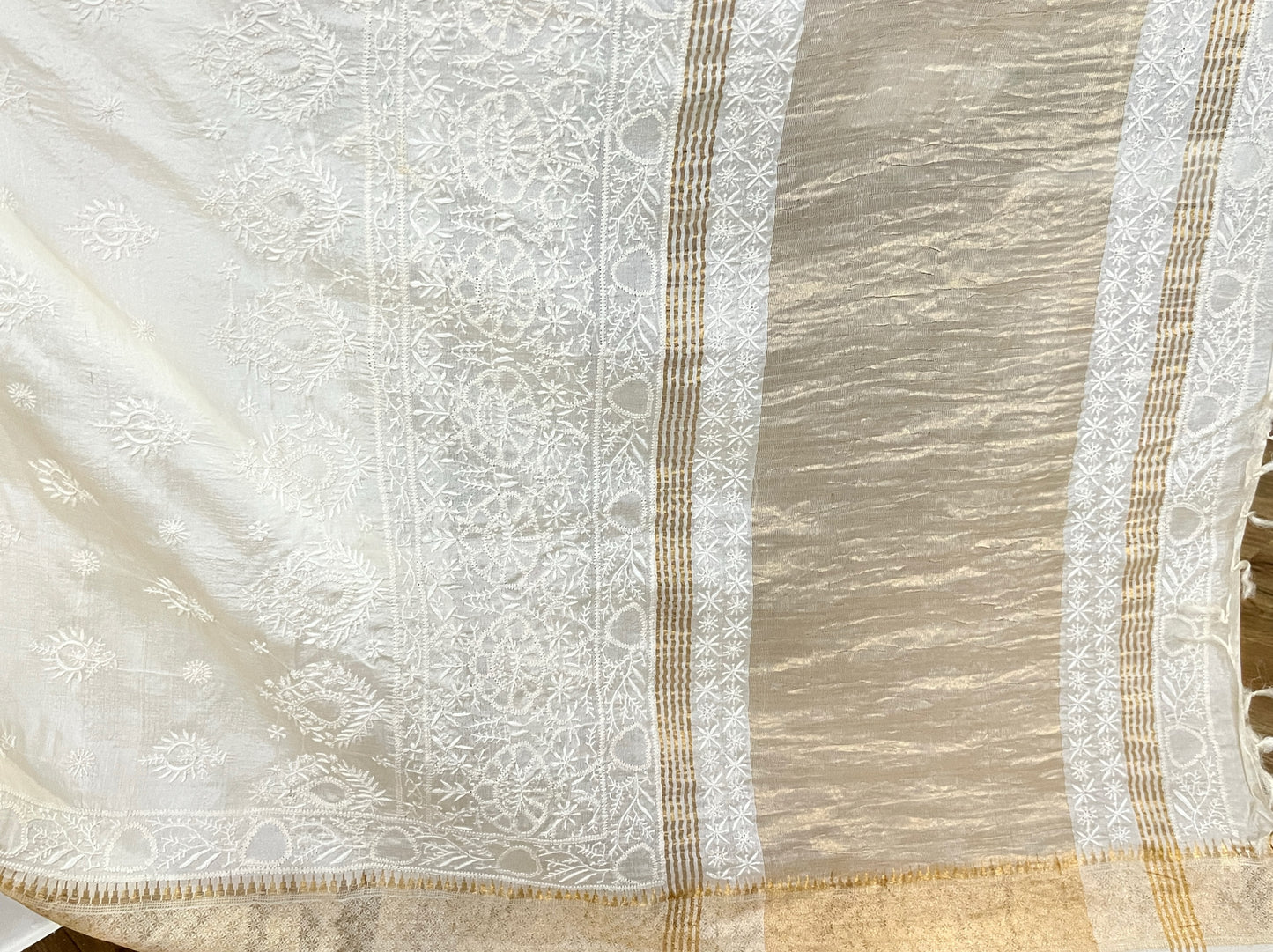 Close up of Pure Silk Saree with Chikankari & Zari Border