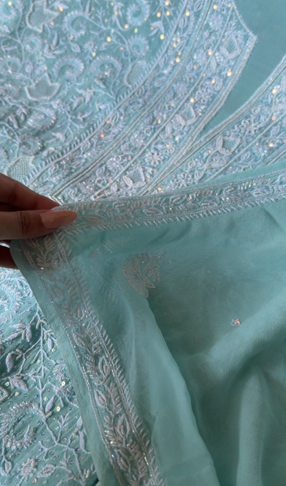 ShaSumz Heritage Series: Intricate Do Taar Work & Delicate Pearls