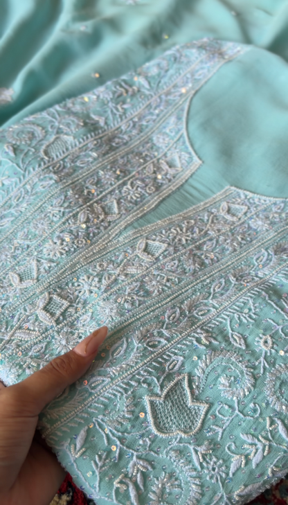 ShaSumz Heritage Series: Intricate Do Taar Work & Delicate Pearls
