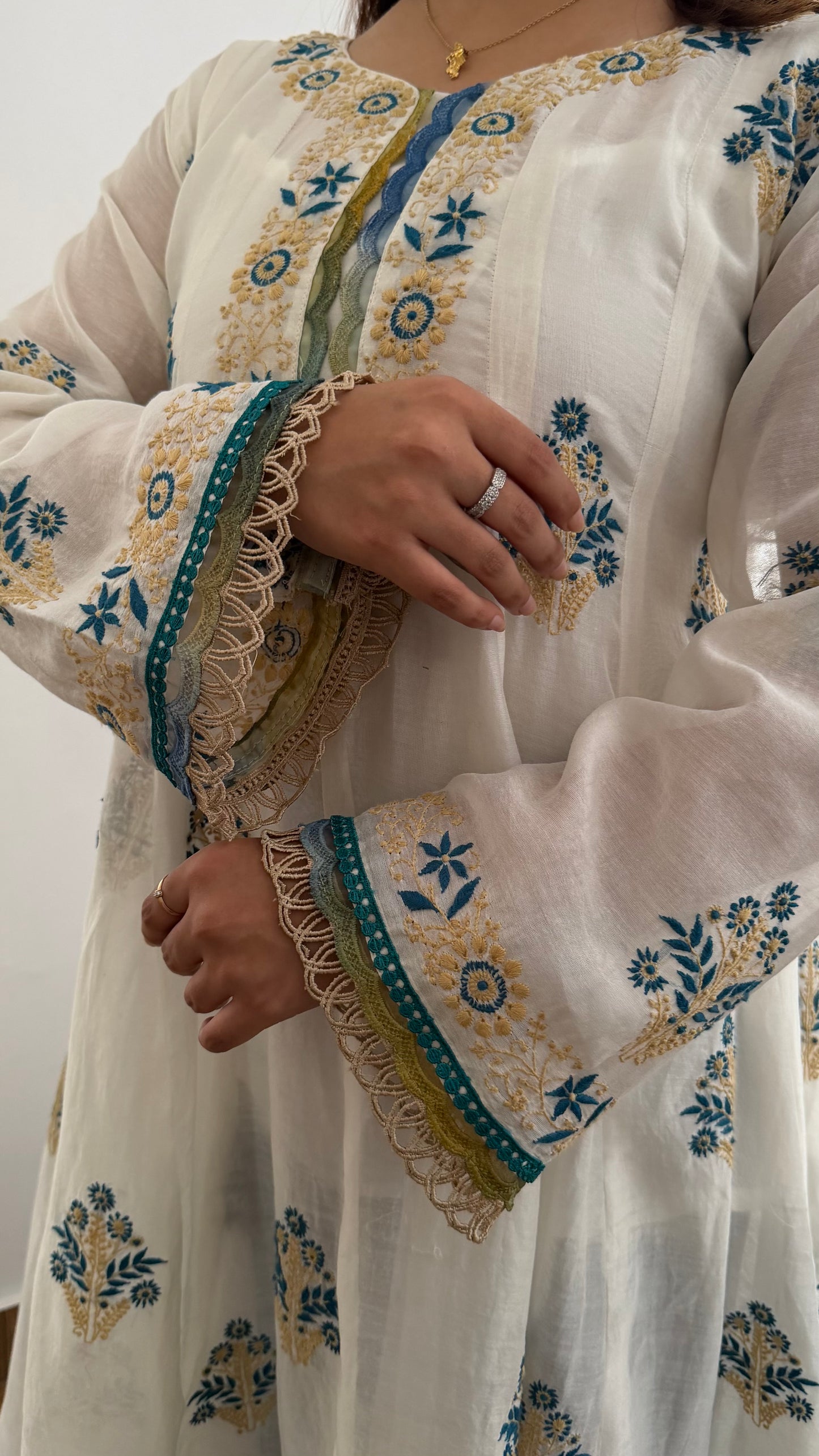 Scalloped lace borders of sleeves of Boho-Chic Ivory Anarkali by ShaSumz