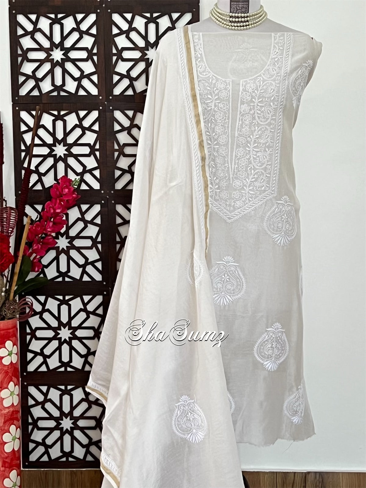 White Pure Chanderi Silk Suit with Do Taar Chikankari