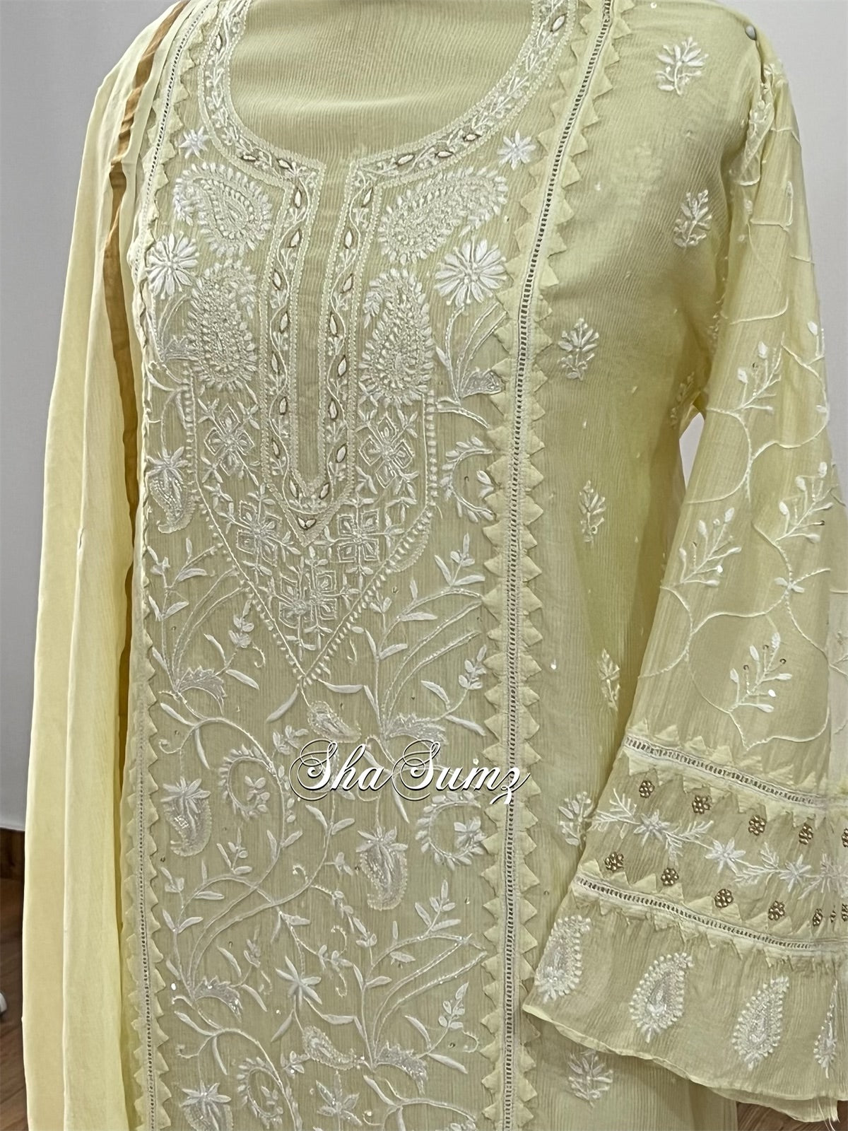 Ivory Chikankari Applique Chanderi Embellished Suit