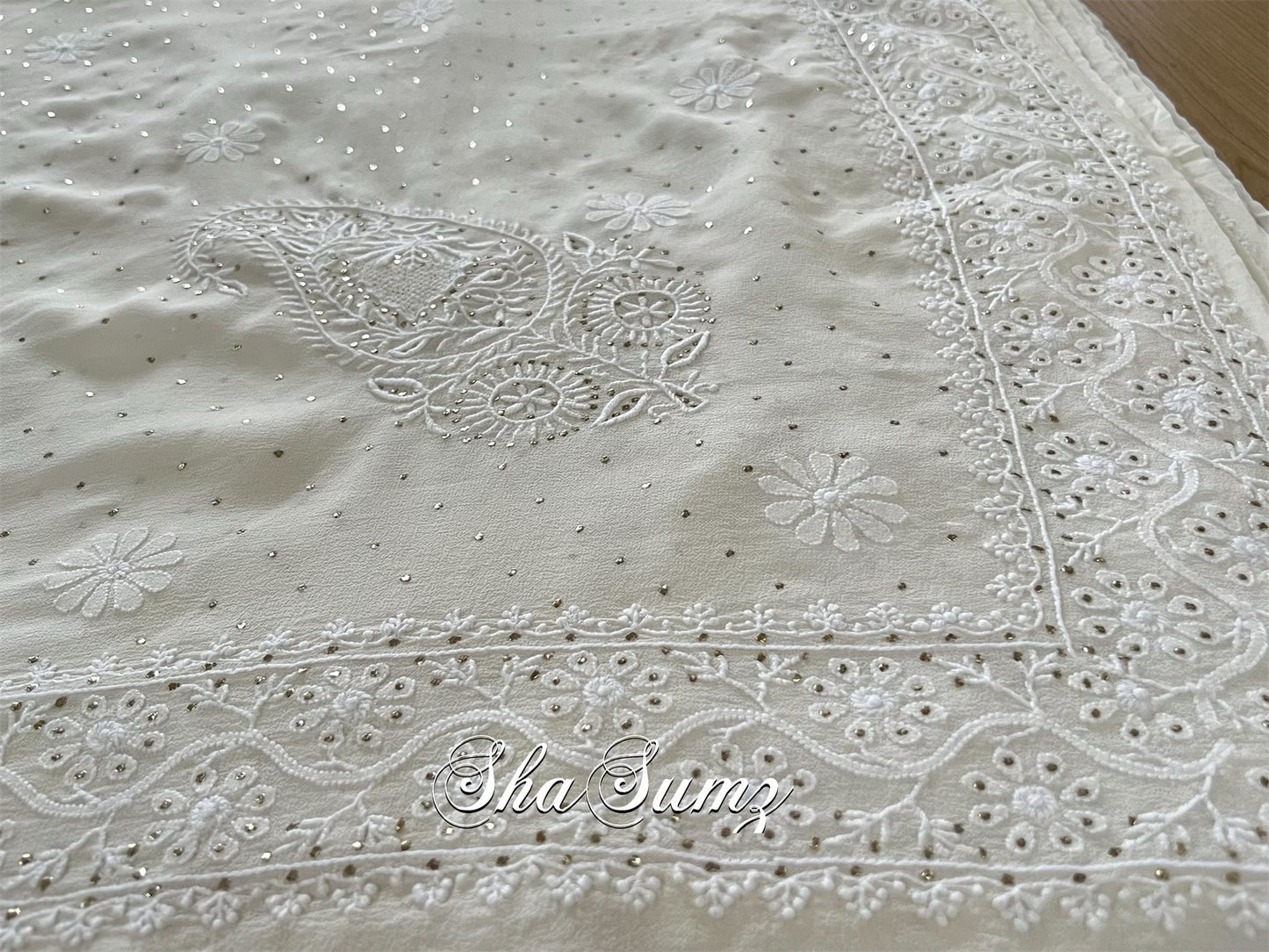 Off White Do Taar Chikankari Paisley & Kamdani Pure Georgette Dupatta