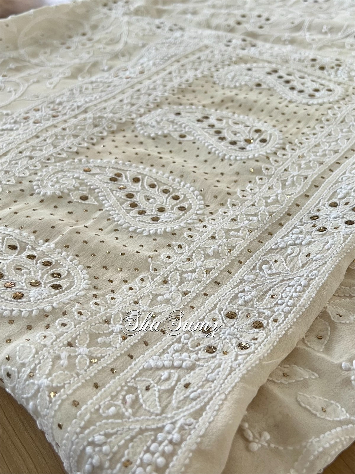 Cream Pure Georgette Chikankari & Kamdani Dupatta