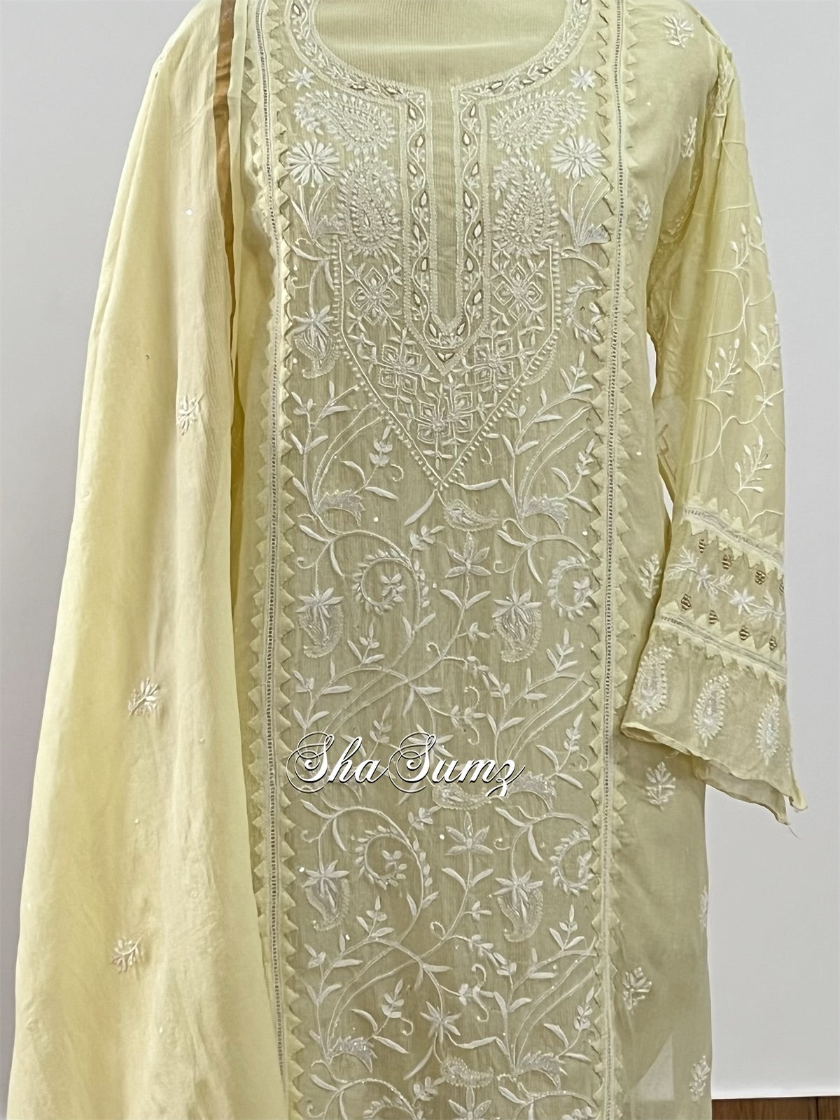 Ivory Chikankari Applique Chanderi Embellished Suit