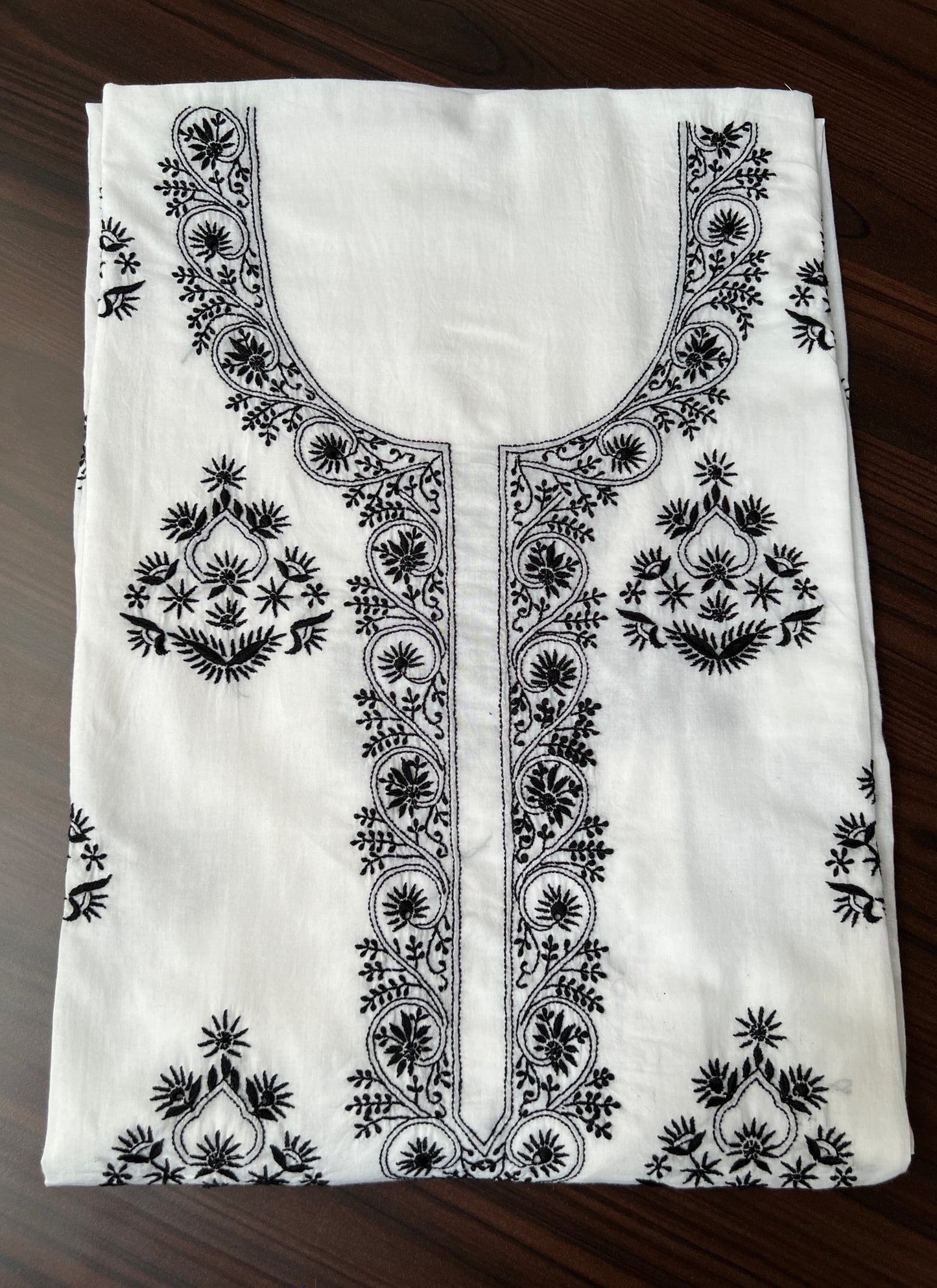 Monochrome Cambric Cotton Kurta with Black Chikankari