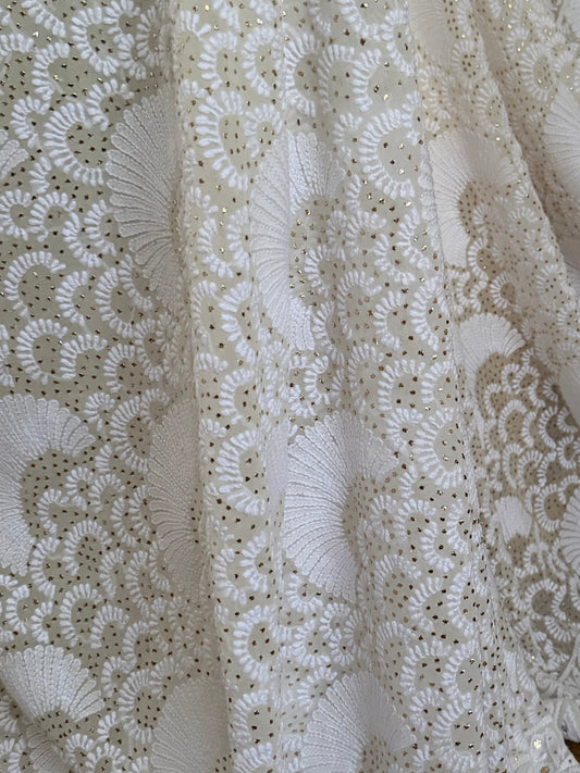 Pure Georgette Saree with Chikankari and Kamdani showing pleats