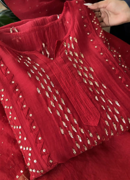 ShaSumz Festive Edit: Red Mukaish Mul Chanderi Suit